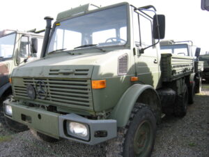 Mercedes Unimog U1300L 4×4 Drop Side Cargo Truck