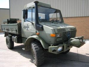 Mercedes unimog U1300L winch truck